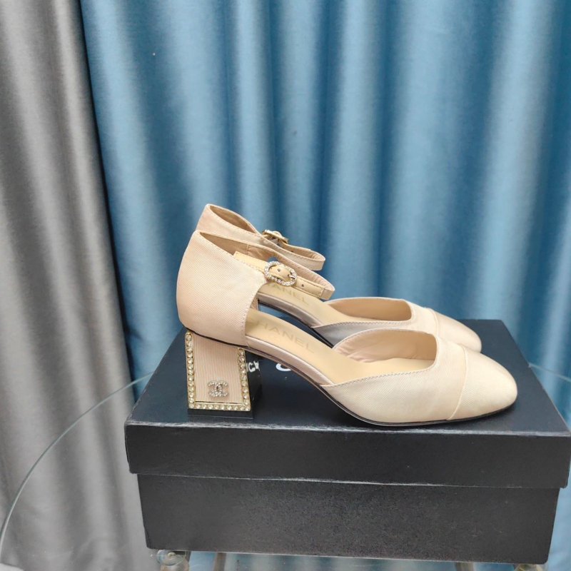 Ch*el high heels